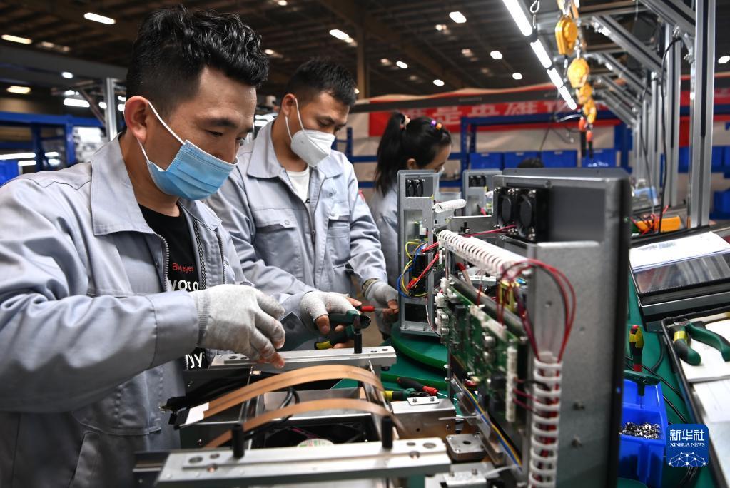 西安企业开足马力保战“疫” 加速核酸检测产品与测量仪器生产